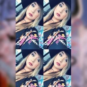 Meet your Posher, Tabitha